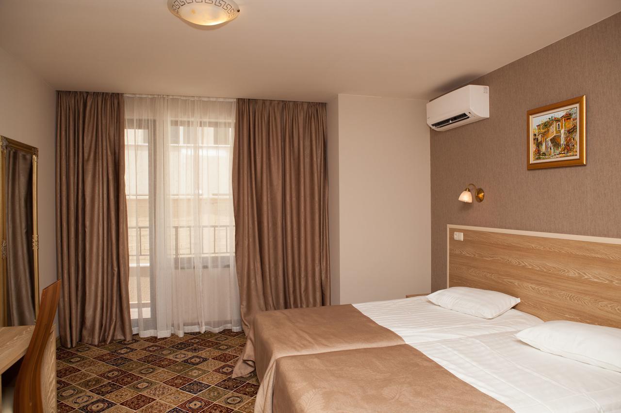 Hotel Motto 3*